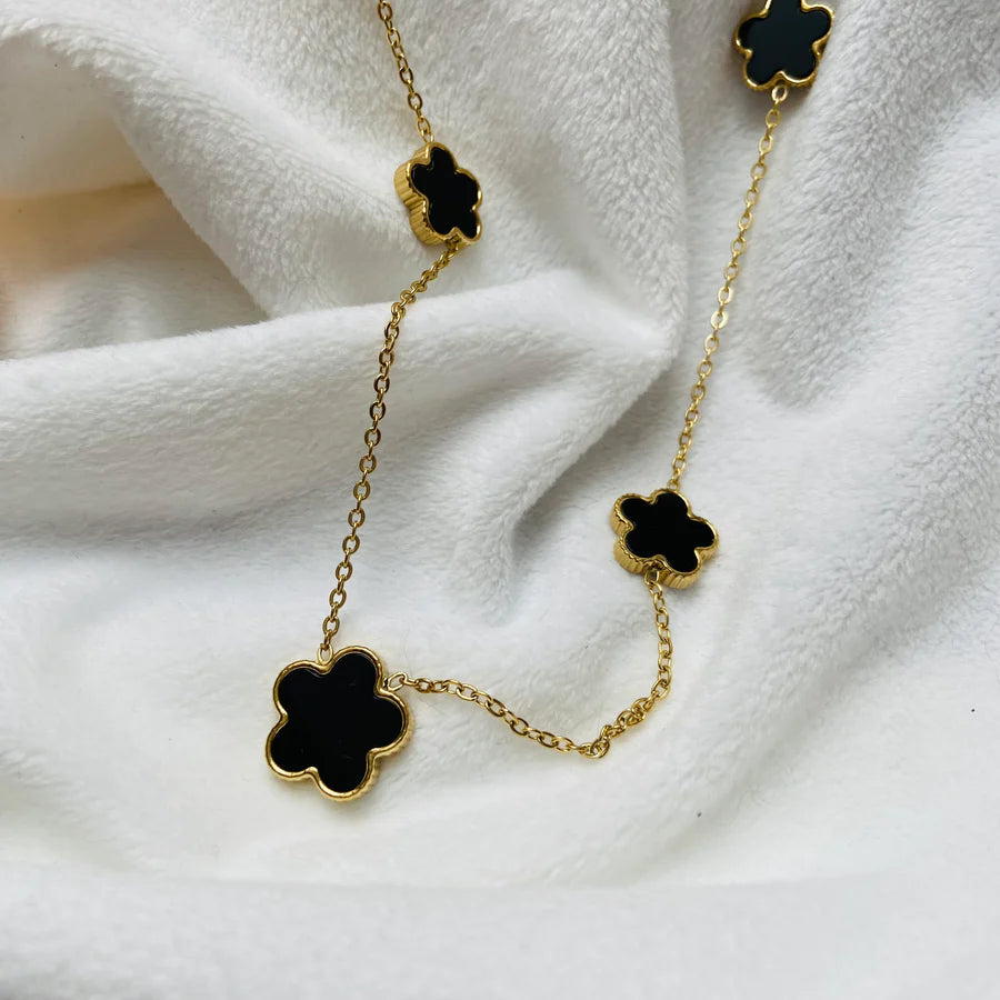 Clover Necklace